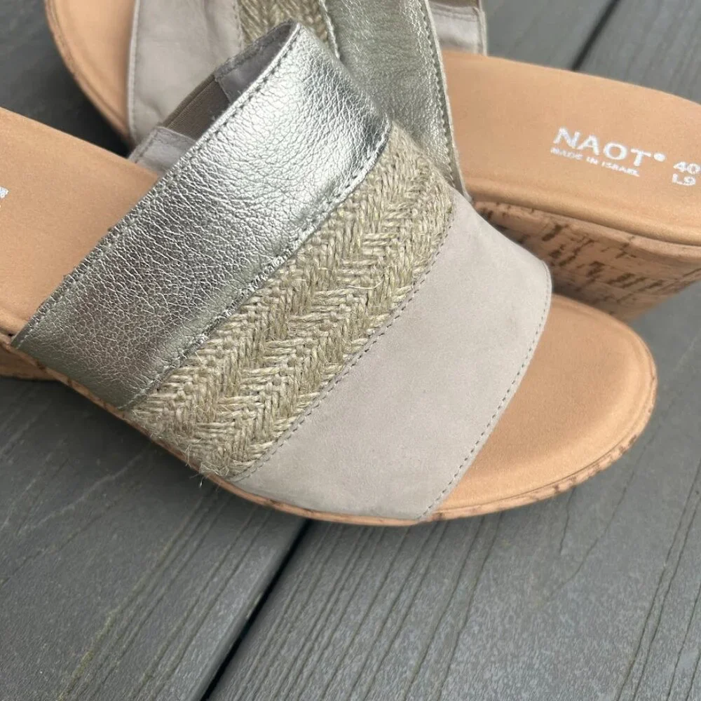 NAOT Tiki Platform Wedge Slide Comfort Leather Mule Sandal Gold Size 40 Boho - Picture 6 of 7